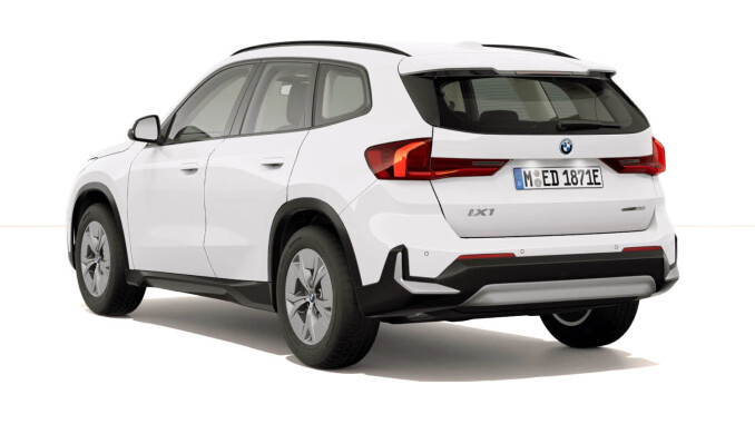 BMW iX1 150kW eDrive20 Sport 65kWh 5dr Auto Electric Estate - Image 2